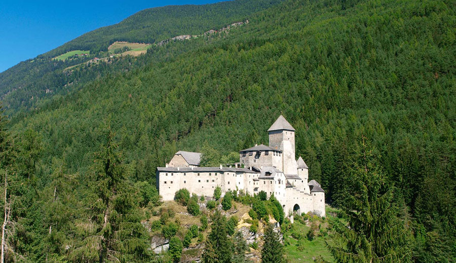 Taufers Castle